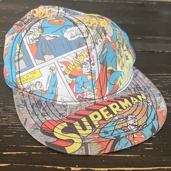 DC Comics Superman Vintage Baseball Cap Comic Strip Design (S 10) - Picture 2 of 10
